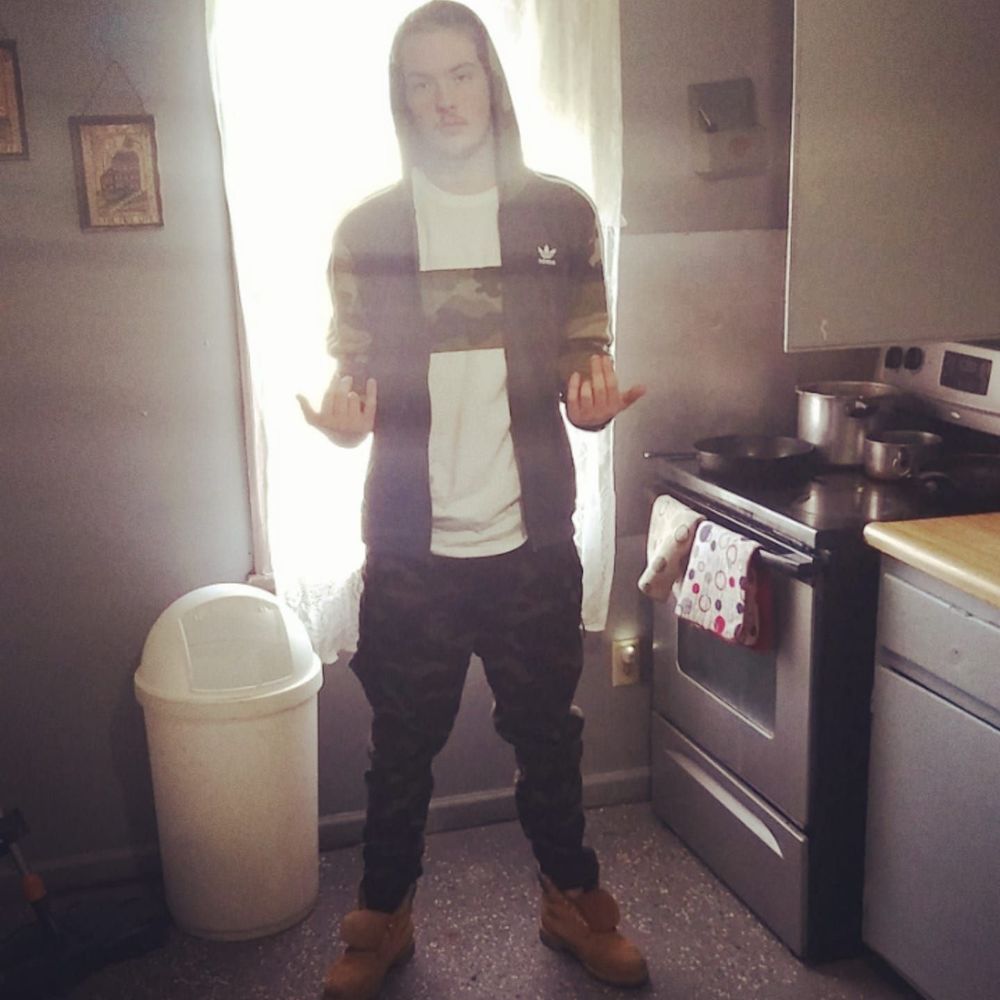 Meet your Posher, Caleb